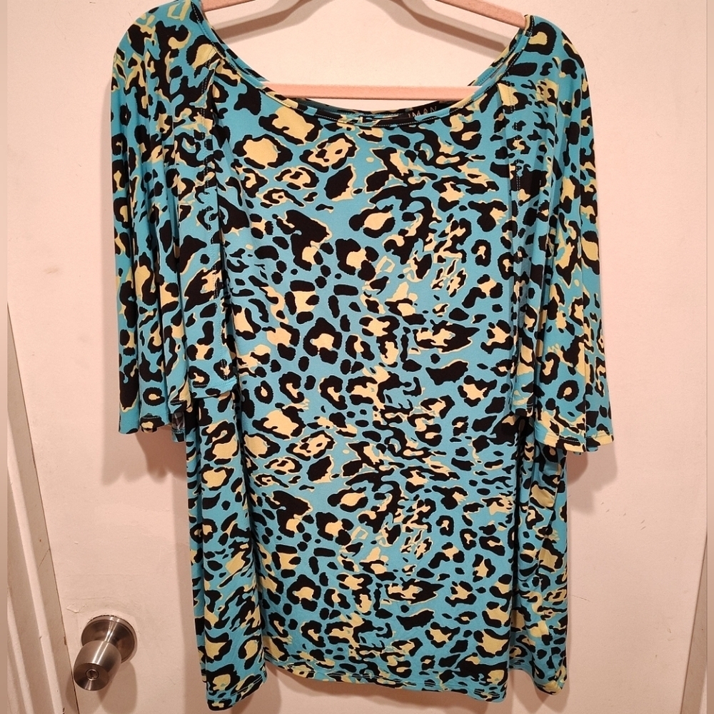 IMAN Global Women's Slinky Animal Print Cape Sleeve Top Sz 3X-Mobwife Travel
